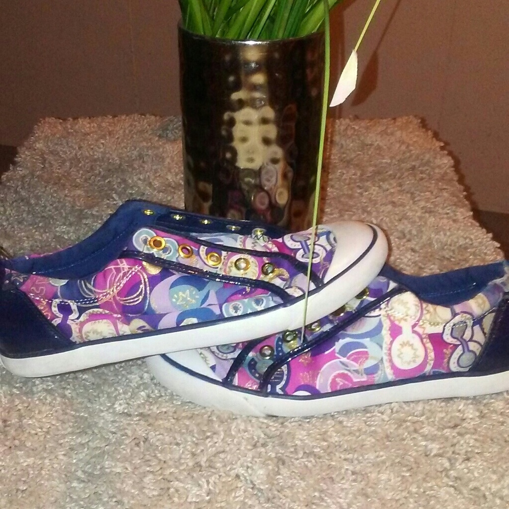 Coach shoe